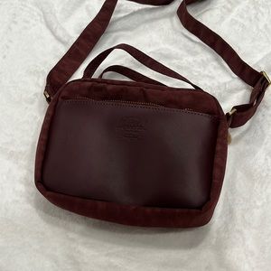 herschel small crossbody maroon